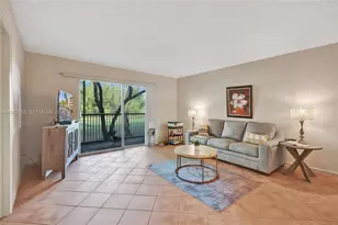 1110 SW 125th Ave, Pembroke Pines, FL 33027 - Photo 7