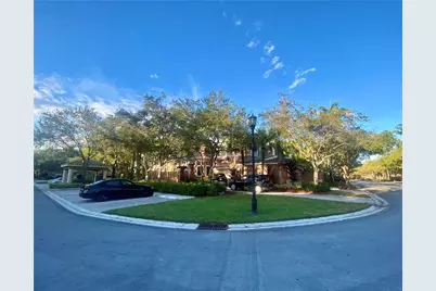 2816 Kinsington Cir #28-1, Weston, FL 33332 - Photo 5