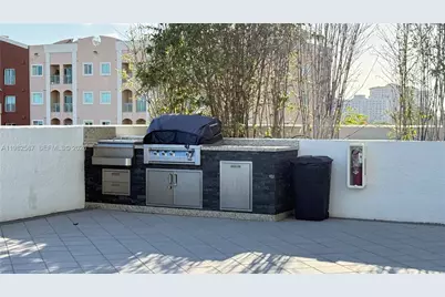 3180 SW 22nd Ter #207, Miami, FL 33145 - Photo 3