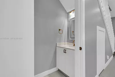 358 SW 122nd Ave, Pembroke Pines, FL 33025 - Photo 33