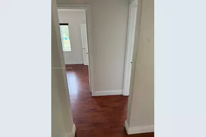 1015 NE 112th St, Biscayne Park, FL 33161 - Photo 19