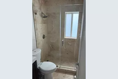 1015 NE 112th St, Biscayne Park, FL 33161 - Photo 13