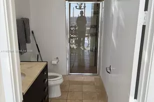 18201 Collins Ave, Sunny Isles Beach, FL 33160 - Photo 19