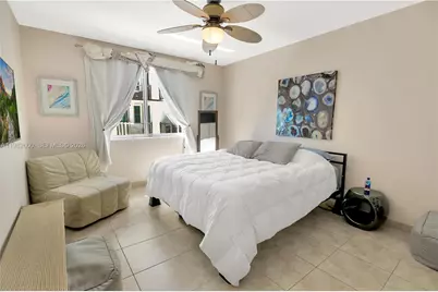 110 Washington Ave #2414, Miami Beach, FL 33139 - Photo 11