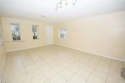 174 NE 32nd Ter, Homestead, FL 33033 - Photo 5