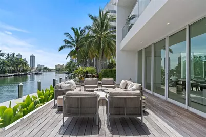 1011 W 48th St #8, Miami Beach, FL 33140 - Photo 33