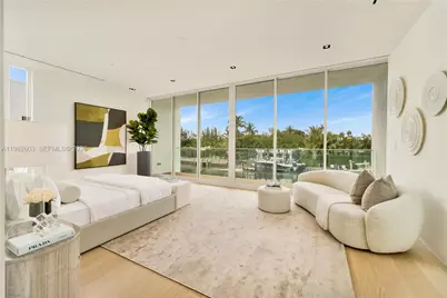 1011 W 48th St #8, Miami Beach, FL 33140 - Photo 15