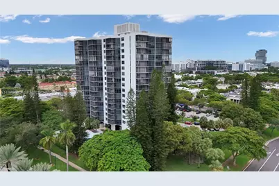 20100 W Country Club Dr #204, Aventura, FL 33180 - Photo 1