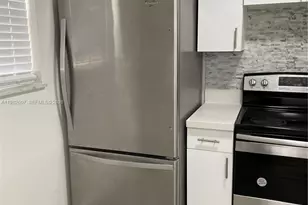 365 NE 125th St, North Miami, FL 33161 - Photo 3