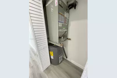 365 NE 125th St #409, North Miami, FL 33161 - Photo 19