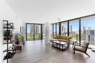 121 NE 34th St, Miami, FL 33137 - Photo 3