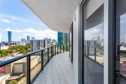 121 NE 34th St #1204, Miami, FL 33137 - Photo 5