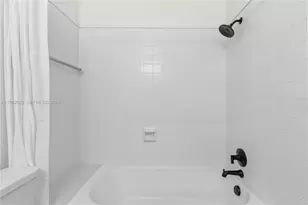 2132 Middle River Dr, Fort Lauderdale, FL 33305 - Photo 27