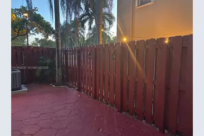 16061 Emerald Cove Rd #16061, Weston, FL 33331 - Photo 37