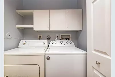 16061 Emerald Cove Rd #16061, Weston, FL 33331 - Photo 31