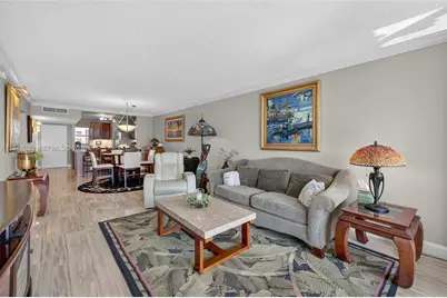 121 Golden Isles Dr #205, Hallandale Beach, FL 33009 - Photo 9
