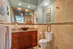 121 Golden Isles Dr, Hallandale Beach, FL 33009 - Photo 35