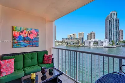 121 Golden Isles Dr #205, Hallandale Beach, FL 33009 - Photo 5