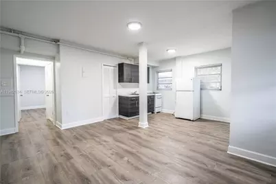 8300 Abbott #20, Miami Beach, FL 33141 - Photo 3