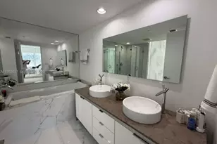 495 Brickell Ave, Miami, FL 33131 - Photo 15