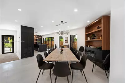 995 NE 107th St, Miami, FL 33161 - Photo 27