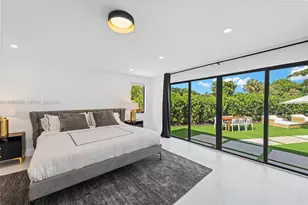 995 NE 107th St, Miami, FL 33161 - Photo 29