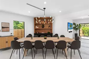 995 NE 107th St, Miami, FL 33161 - Photo 47