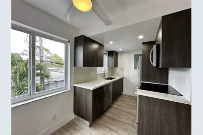 913 NE 17th St #8, Fort Lauderdale, FL 33305 - Photo 5