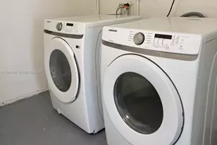 1632 NW 18th Ave, Fort Lauderdale, FL 33311 - Photo 21