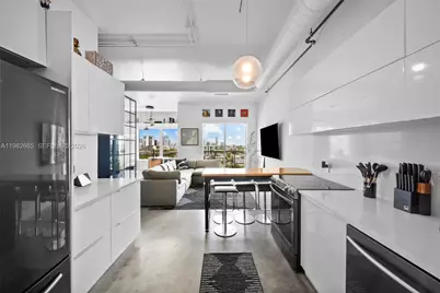 10 SW South River Dr #1512, Miami, FL 33130 - Photo 15