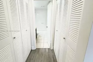 1733 Village Blvd, West Palm Beach, FL 33409 - Photo 13