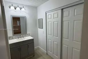 9723 Hammocks Blvd, Miami, FL 33196 - Photo 7