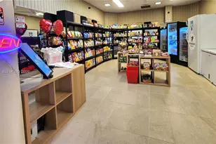 3725 S Ocean Dr, Hollywood, FL 33019 - Photo 25