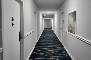 3725 S Ocean Dr, Hollywood, FL 33019 - Photo 23