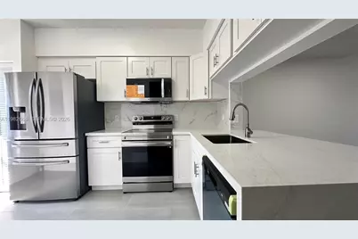 16769 Hemingway Dr, Weston, FL 33326 - Photo 3