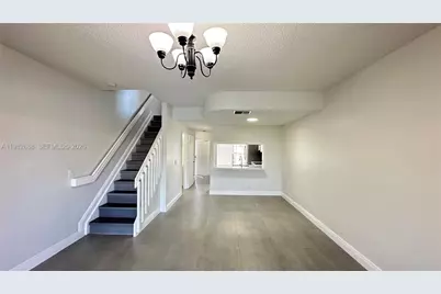 16769 Hemingway Dr, Weston, FL 33326 - Photo 13