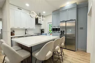 13900 NE 16th Ct, North Miami, FL 33181 - Photo 13