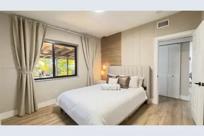 13900 NE 16th Ct, North Miami, FL 33181 - Photo 21