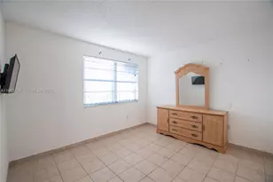 860 NW 106th Ave, Miami, FL 33172 - Photo 23