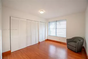 860 NW 106th Ave, Miami, FL 33172 - Photo 15