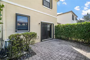 4665 Caspian Way, Davie, FL 33314 - Photo 33