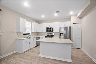 4665 Caspian Way, Davie, FL 33314 - Photo 11