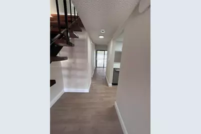 1072 W 79th St #32, Hialeah, FL 33014 - Photo 5