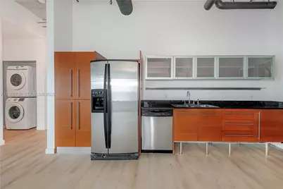 10 SW South River Dr #607, Miami, FL 33130 - Photo 3