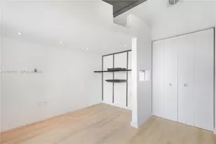 10 SW South River Dr, Miami, FL 33130 - Photo 15