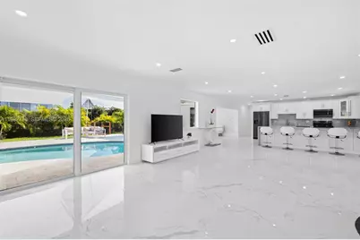 2816 NE 35th St, Fort Lauderdale, FL 33306 - Photo 5