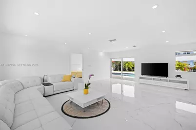 2816 NE 35th St, Fort Lauderdale, FL 33306 - Photo 11