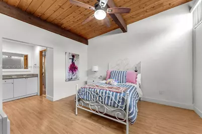 7825 SW 103rd Pl, Miami, FL 33173 - Photo 17