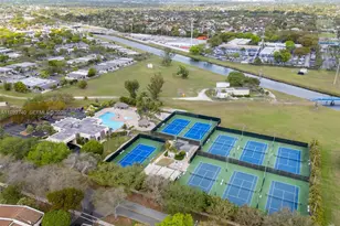 7825 SW 103rd Pl, Miami, FL 33173 - Photo 45