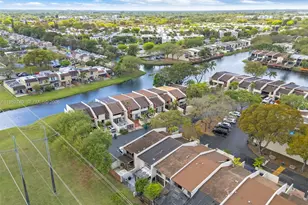 7825 SW 103rd Pl, Miami, FL 33173 - Photo 37